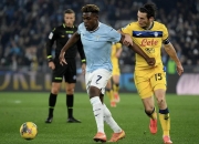 金年会平台-卡利亚里挑战拿不城，艰难奋战保住榜首