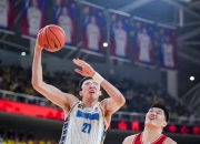 金年会娱乐-江西男篮球员展现出色状态，助力球队胜利的简单介绍