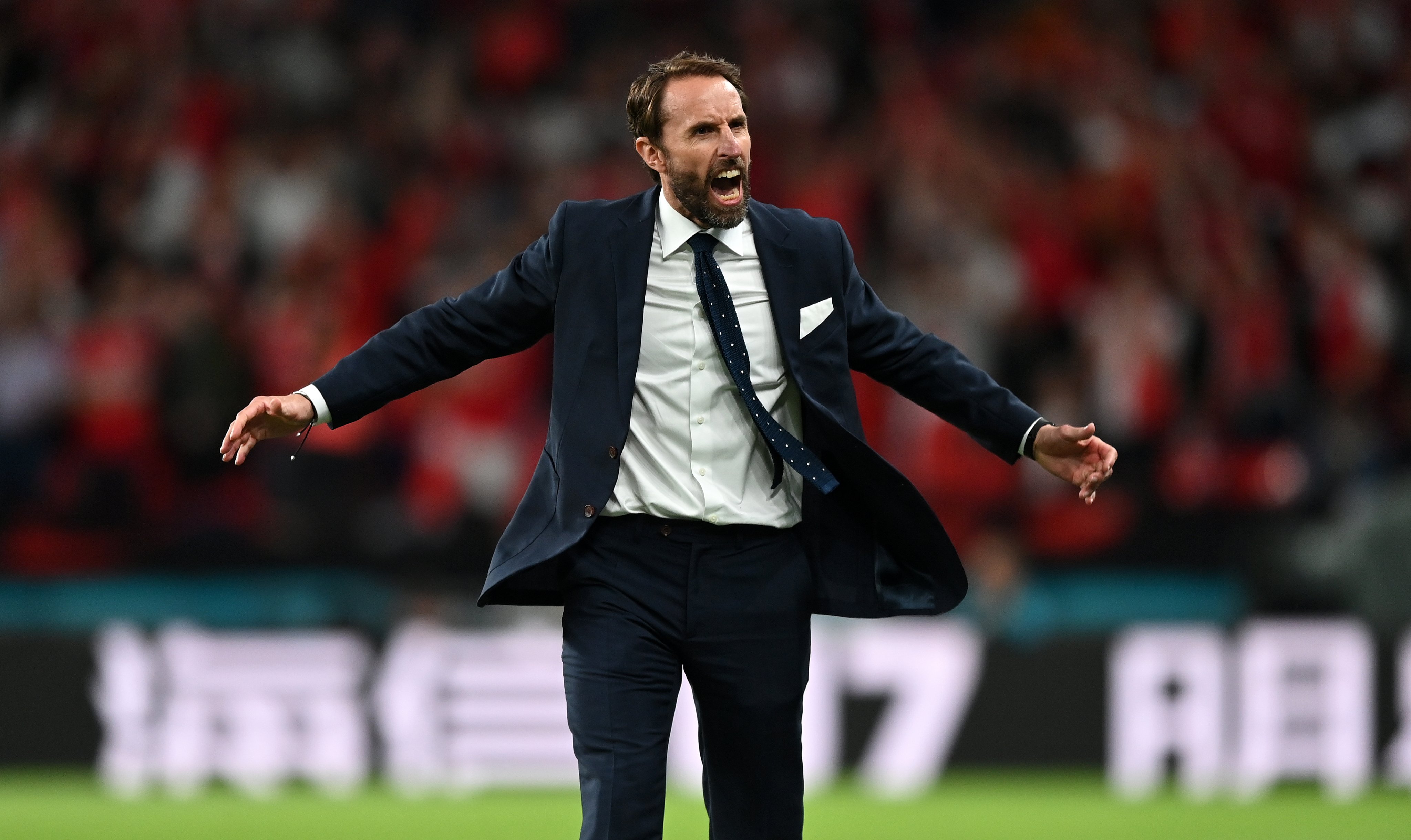 包含丹麦队奋勇争胜，成功挺进下一轮比赛的词条