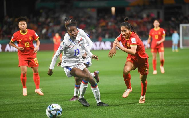 英格兰女足实力强劲,连续五场不败 英格兰女足实力强劲,连续五场不败