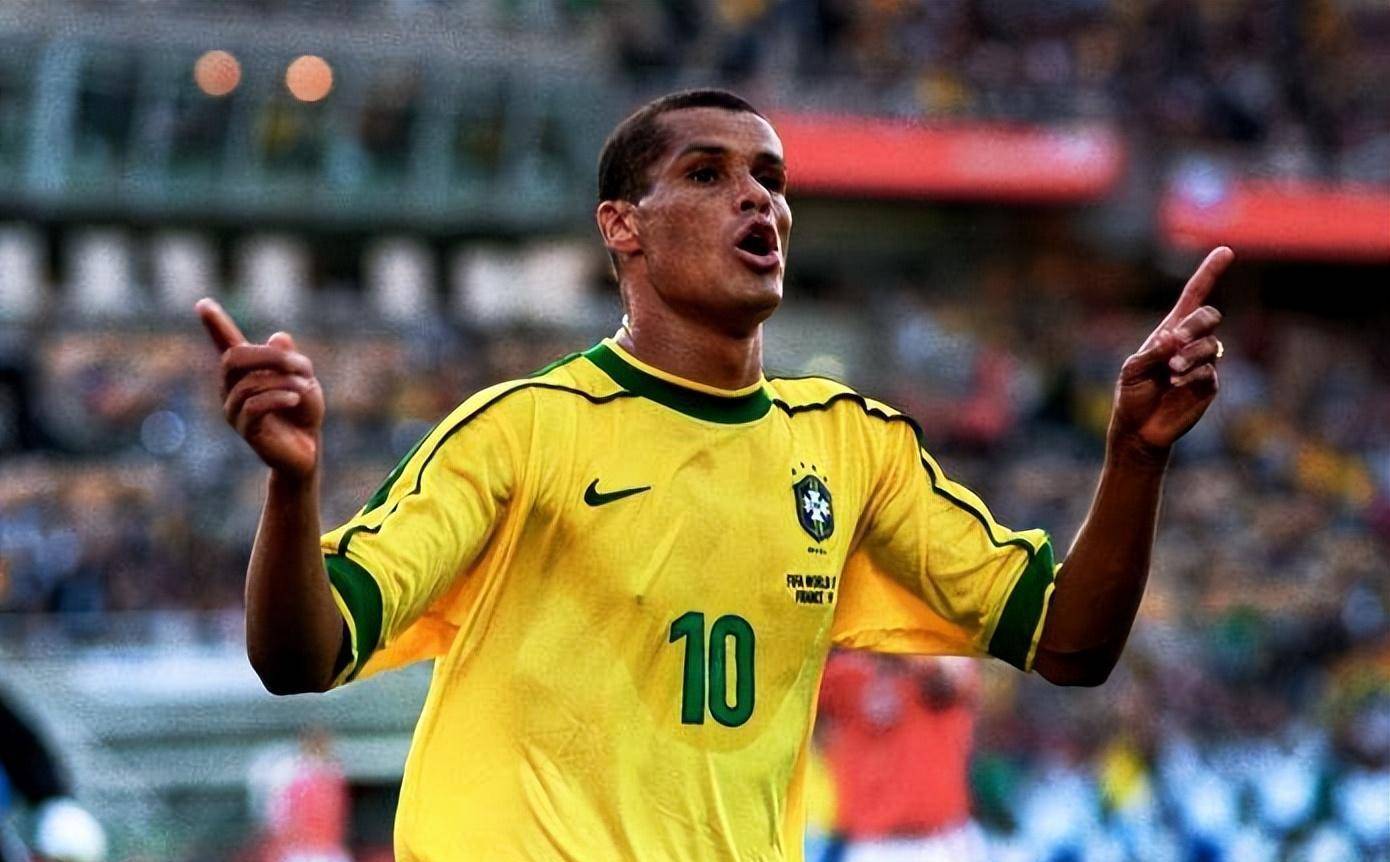 瓦拉多利德球员个人表现亮眼，帮助球队胜利