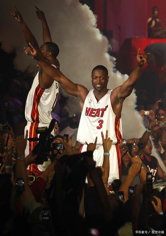 传奇球星回顾历史，重返巅峰辉煌