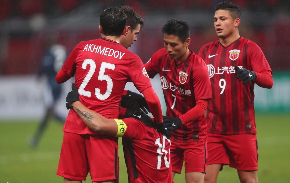 上港再胜泰达,连续取得四连胜,继续领先 上港再胜泰达,连续取得四连胜,继续领先