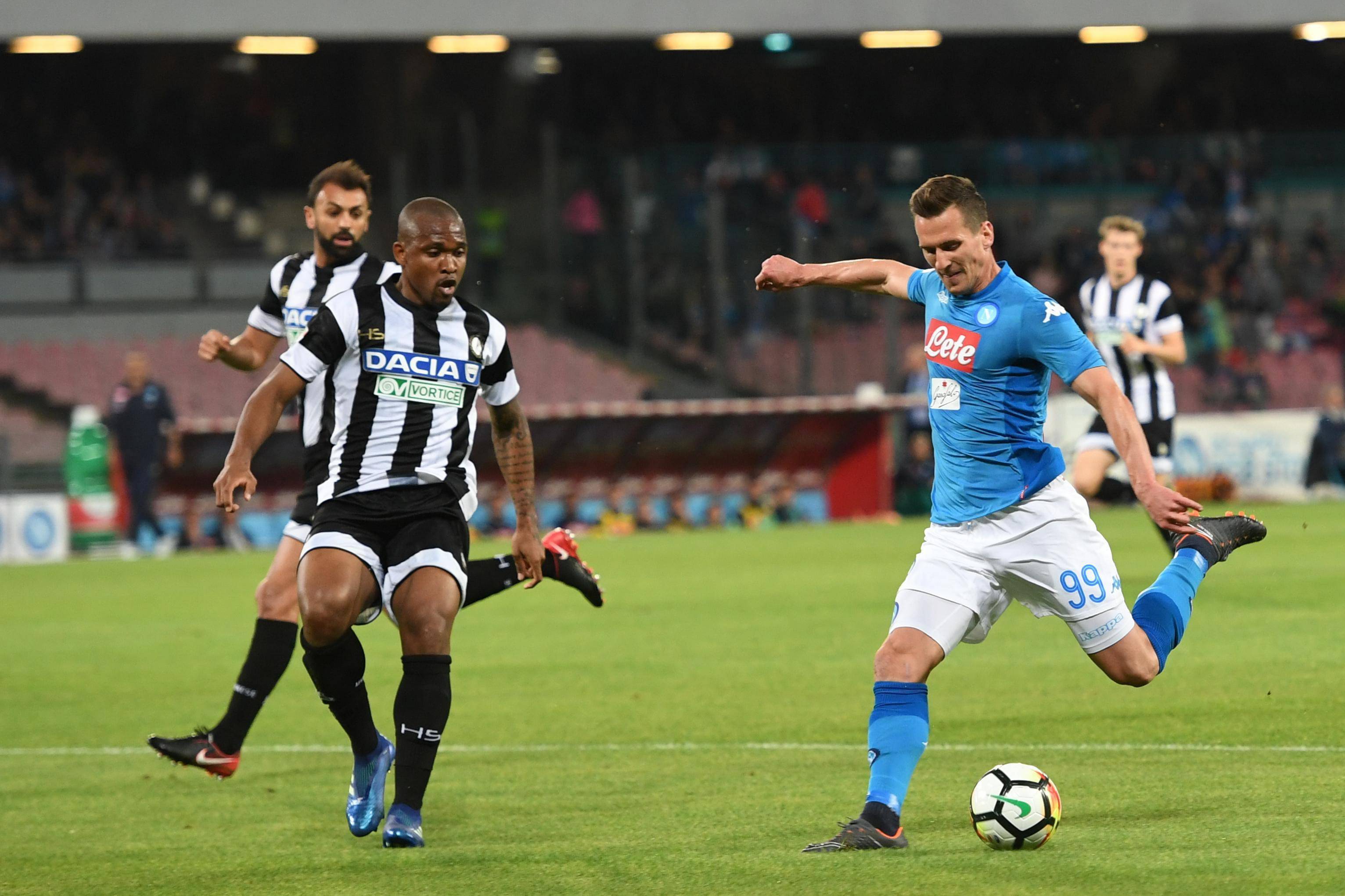 关于意甲夺冠热门：那不勒斯积分榜领先的信息