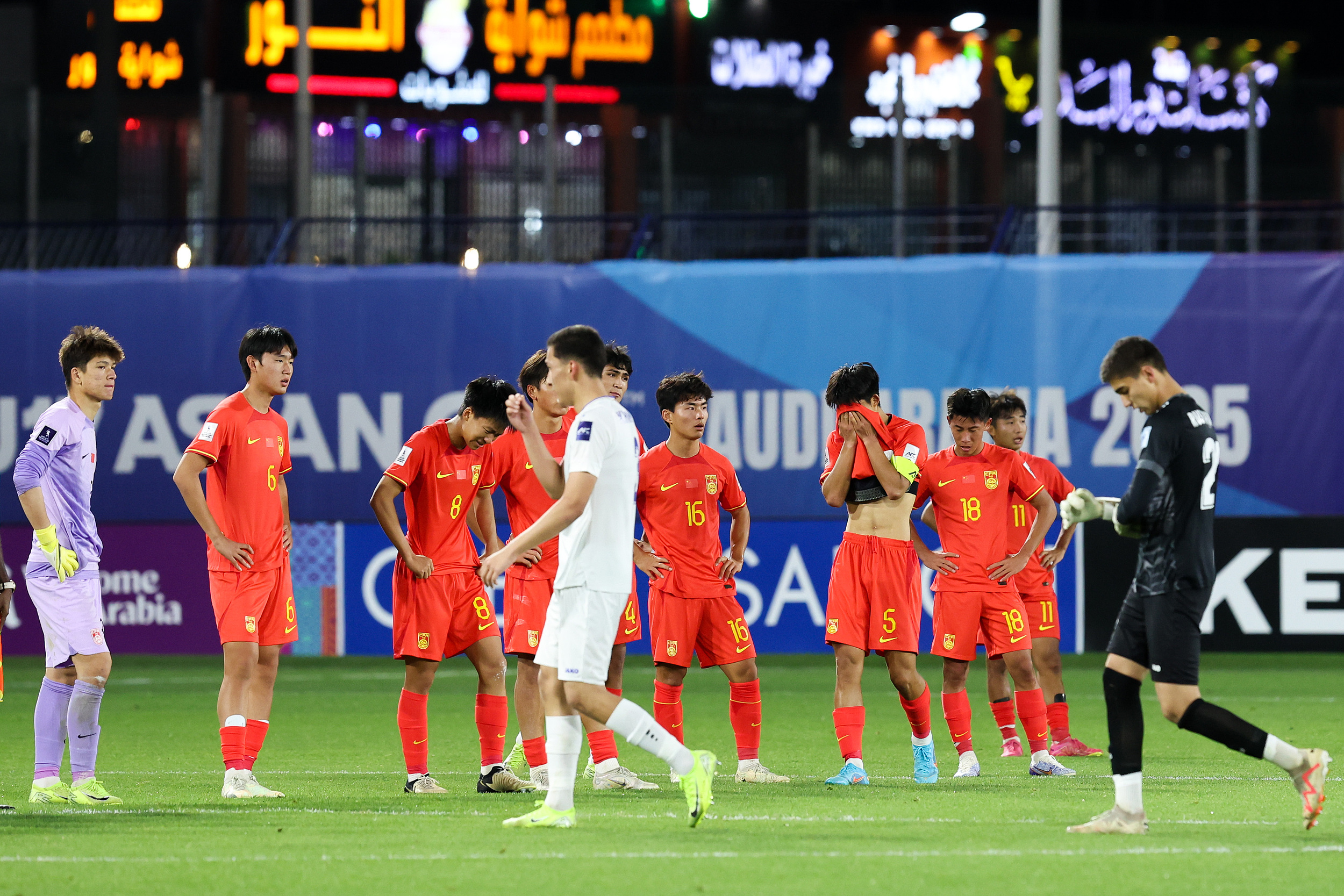 球队为奥运预选赛备战,展示出战意 球队为奥运预选赛备战,展示出战意