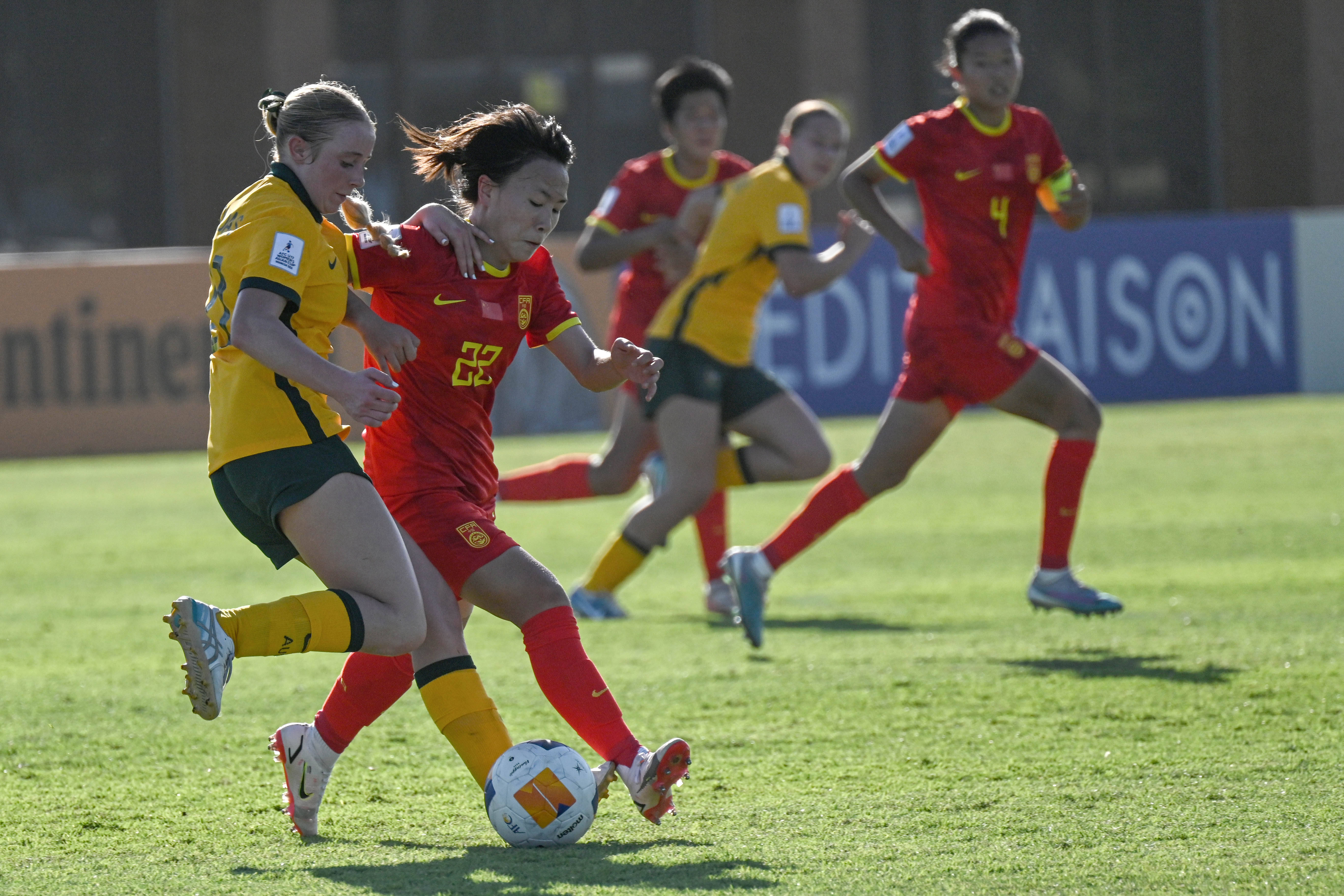 包含中国女足球员提前开始备战亚洲杯赛，备战势如破竹的词条