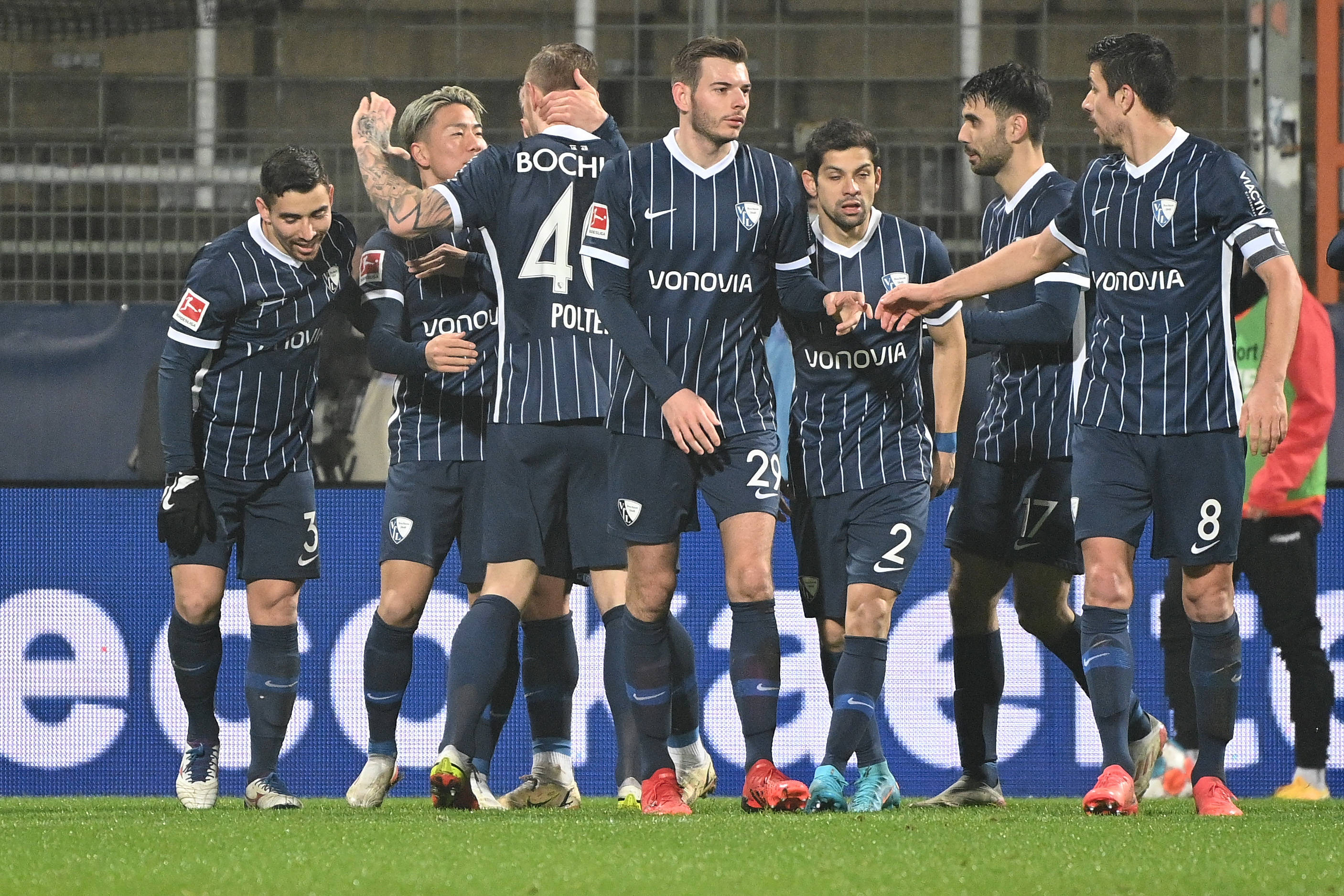 关于斯图加特主场失利，保级形势堪忧的信息