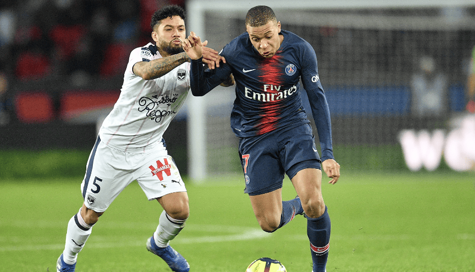 包含巴黎圣日耳曼再战法国联赛，期待延续领先优势的词条