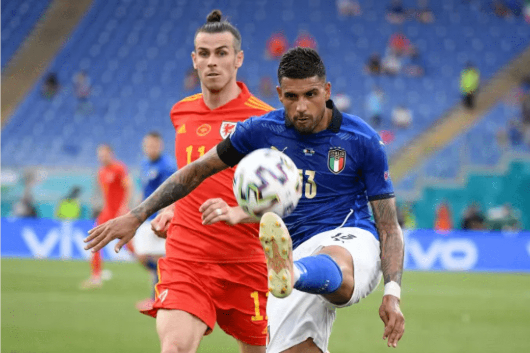 各队内战激烈，争夺排名更加激烈的简单介绍