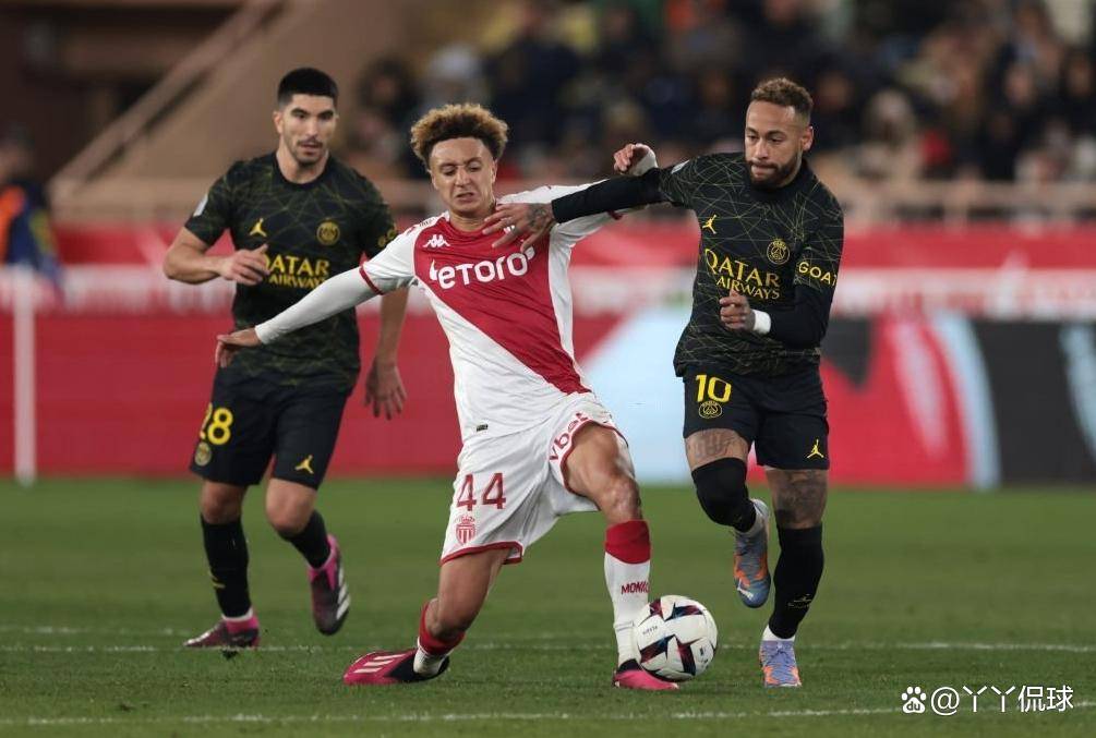 关于巴黎圣日耳曼主场迎战摩纳哥，双方火爆对抗的信息