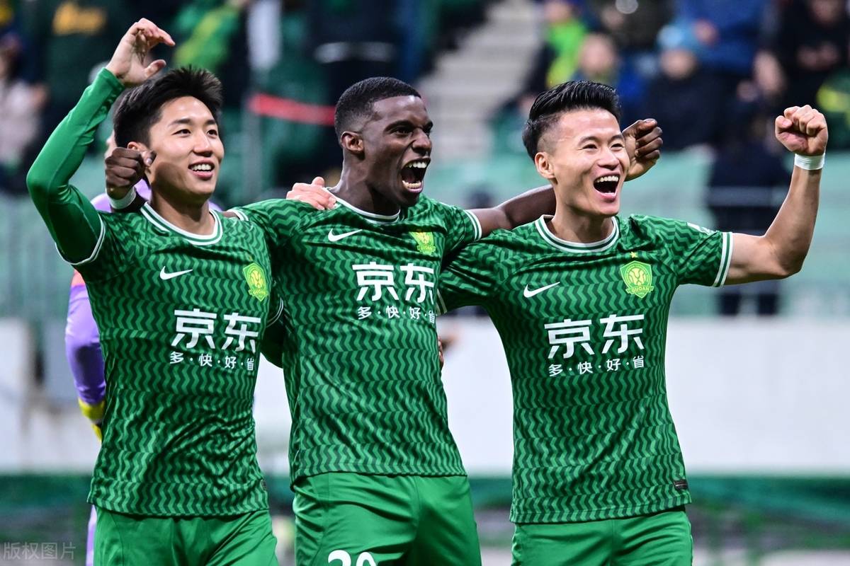 包含河北主场胜国安，中超争冠形势再度扭转的词条