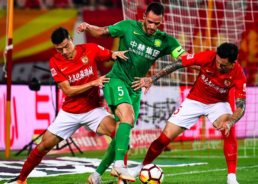 包含河北主场胜国安，中超争冠形势再度扭转的词条