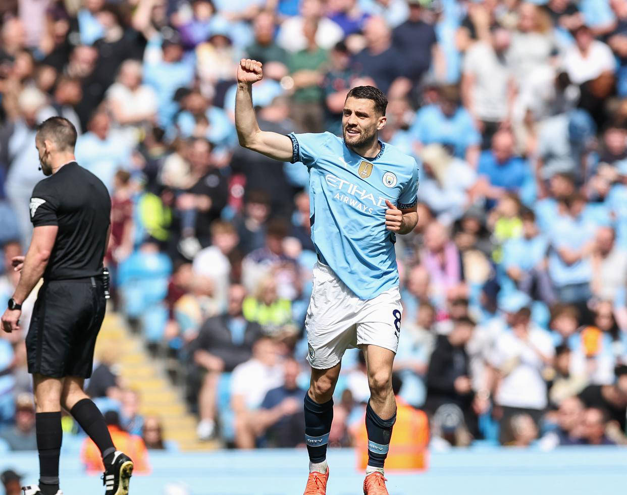 曼城球员发挥出色,助力球队赢得比赛的简单介绍 曼城球员发挥出色,助力球队赢得比赛的简单介绍