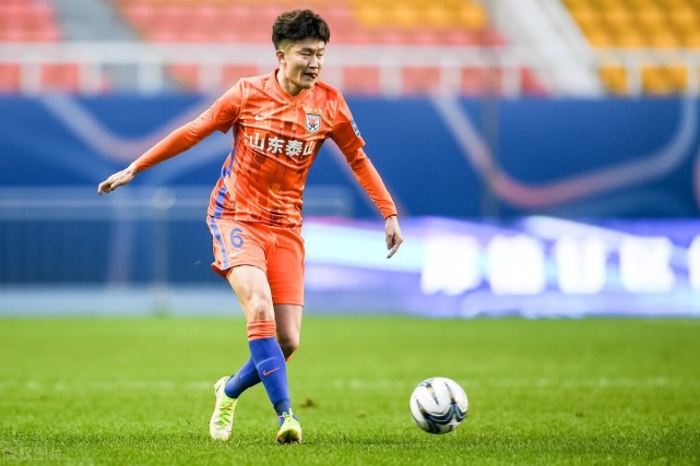 伤愈复出球员表现出色，重返球场迎回掌声的简单介绍