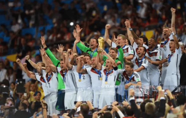 包含乌克兰双杀法国，将参加欧洲杯强赛的比赛的词条