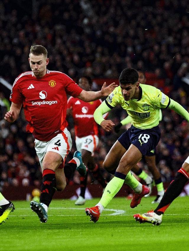 曼联紧追不舍，出线形势踯躅不前