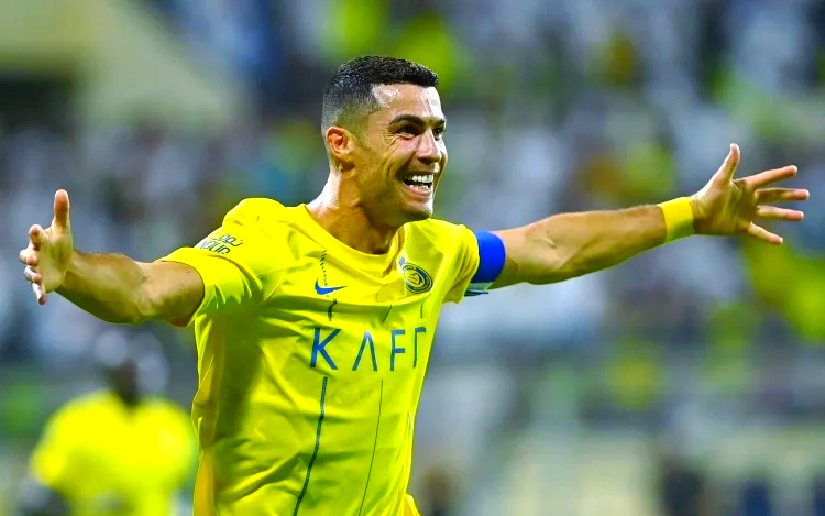 C罗帽子戏法，葡萄牙胜利在望