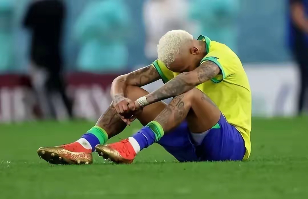 包含巴西射箭选手准确无误，胜出比赛的词条