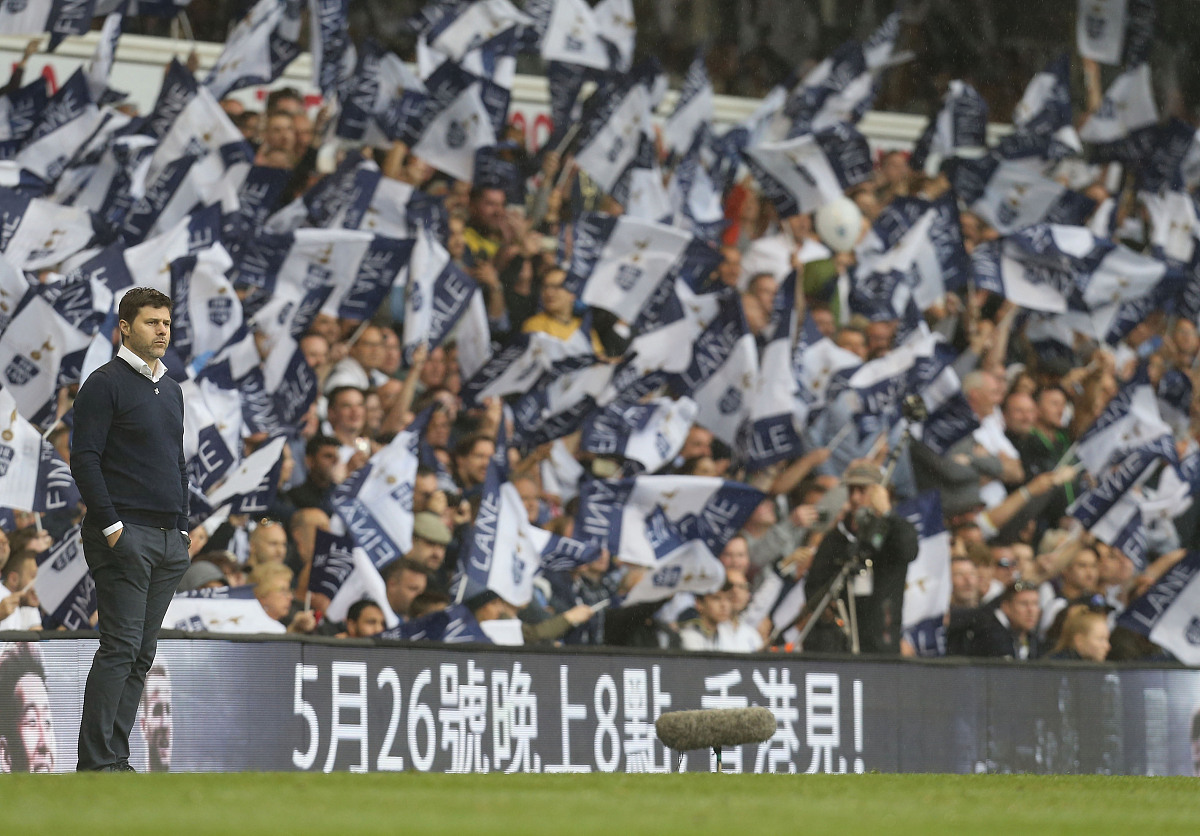 精彩的足球对决吸引众多球迷关注