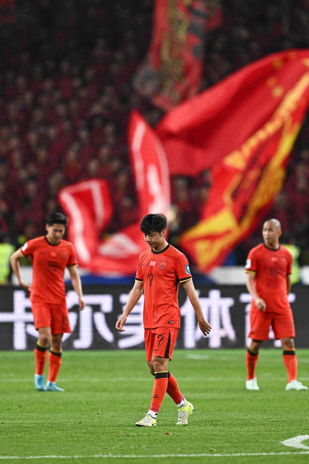 刚刚焦点：国足击败，关键一战