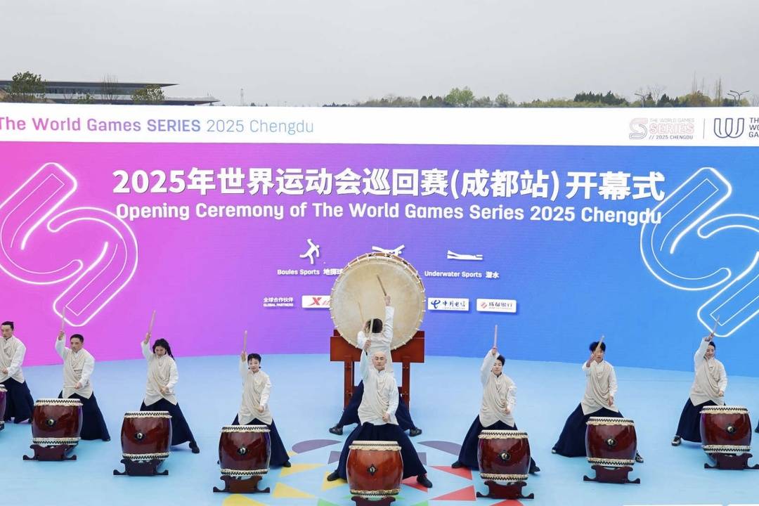 EG横扫TL，Deft操刀奇招英雄翻盘2025世界赛3:2（成都）