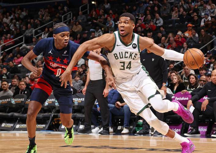 篮网遭遇雄鹿逆转，遭遇三连败的简单介绍