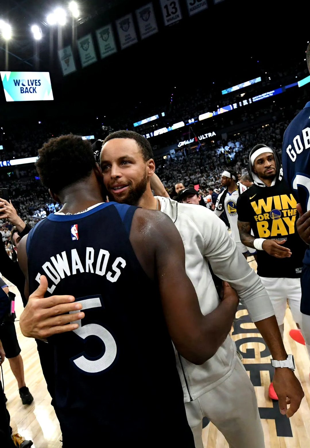 勇士憾负森林狼，遭遇失利