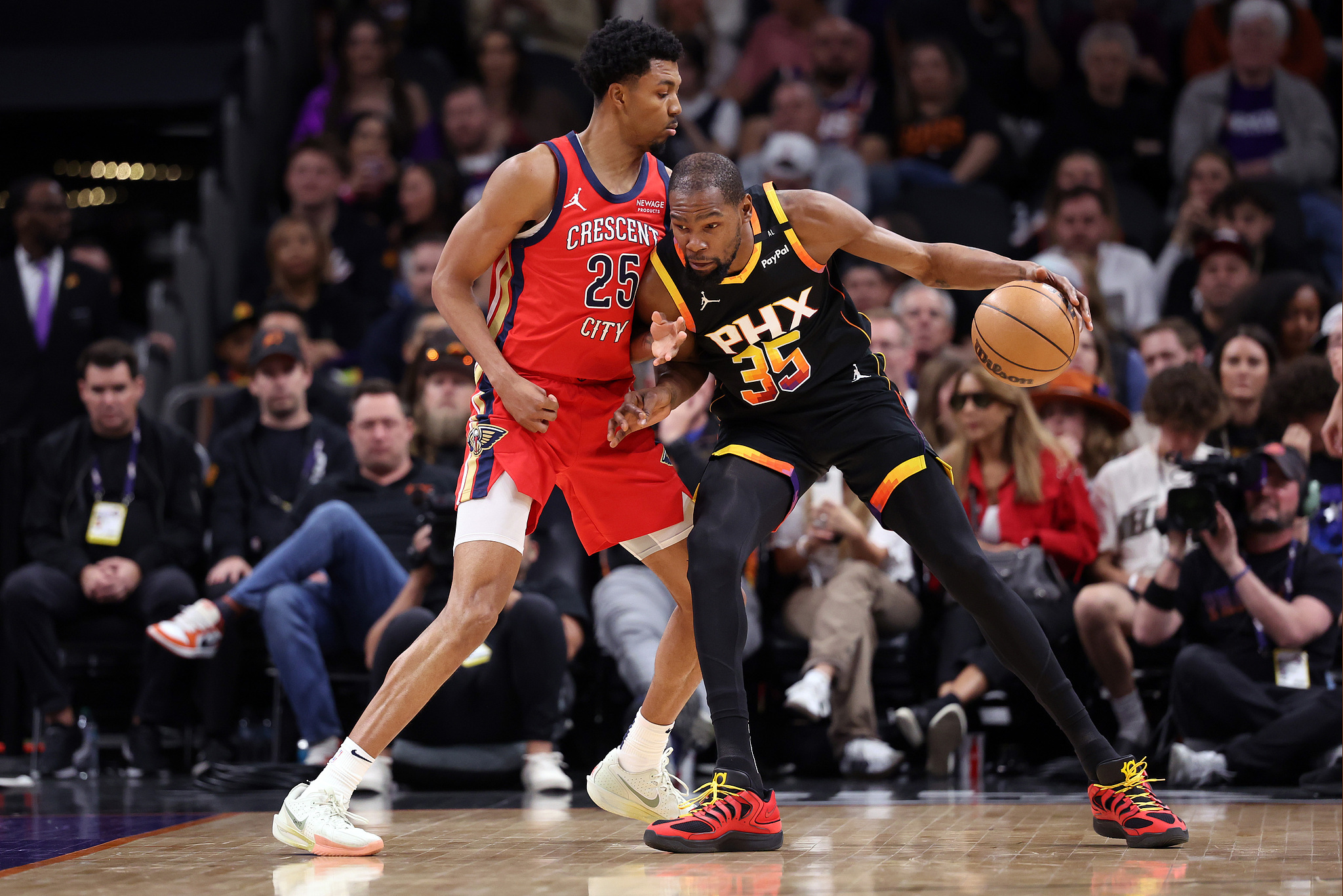 勇士主场胜掘金，杜兰特40分