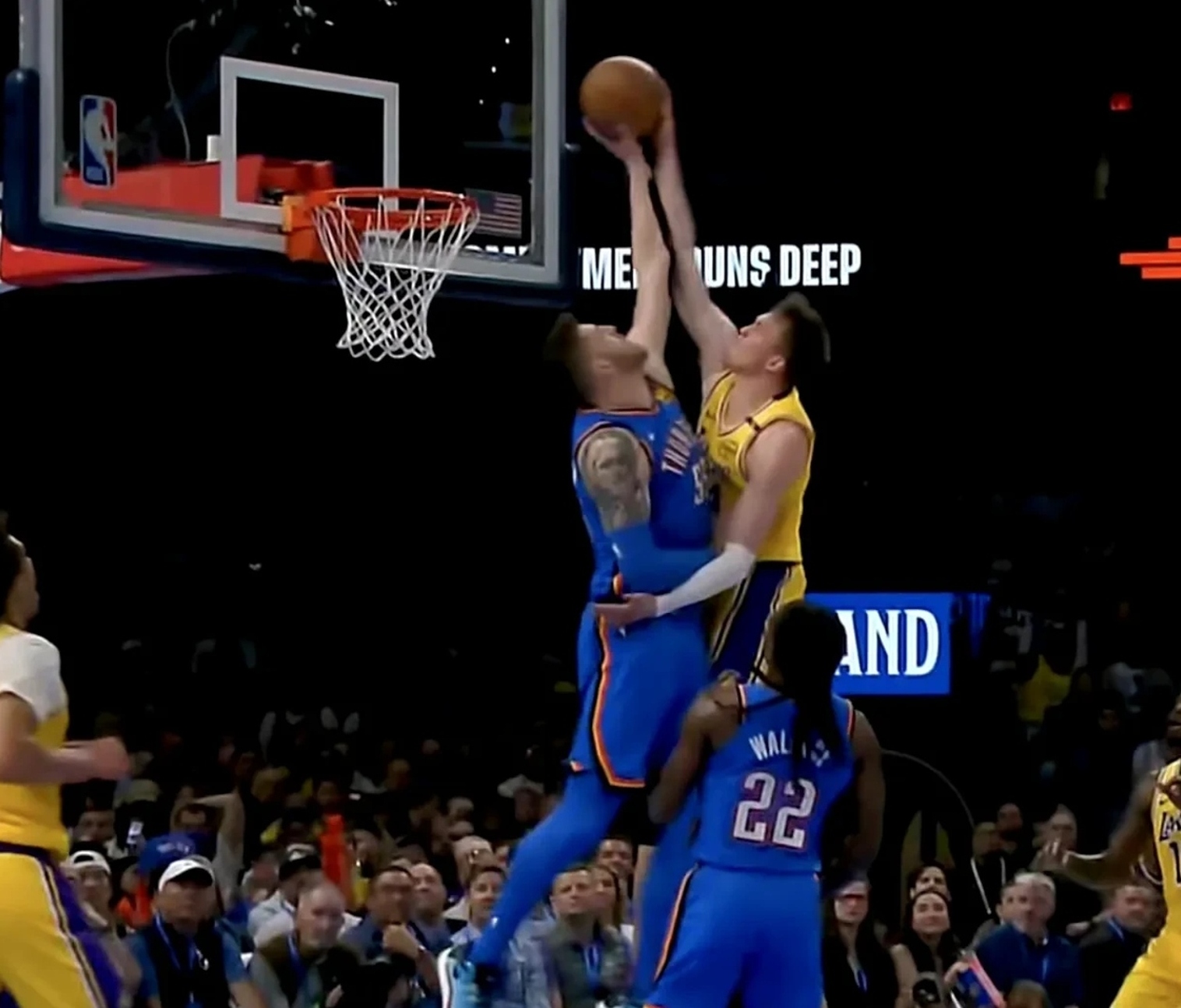 尼克斯惨败篮网，霍纳塞克执教危机