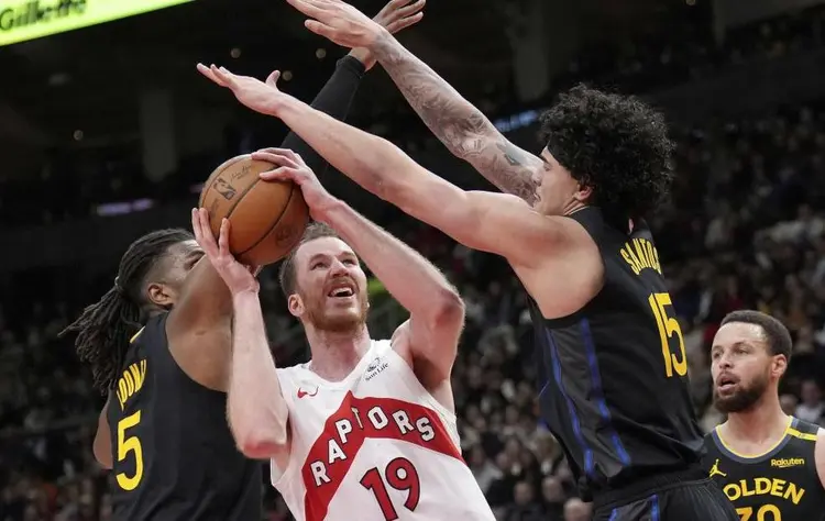 猛龙不敌勇士，战绩下滑至第四