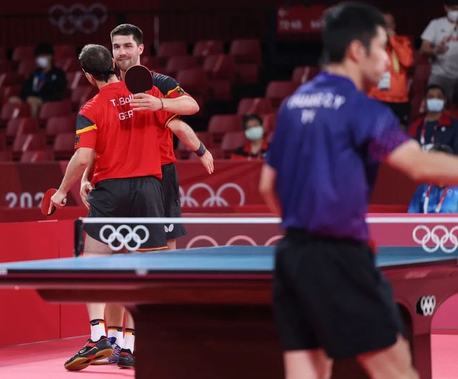 瑞典队碾压日本队，奥恰洛夫点燃赛场