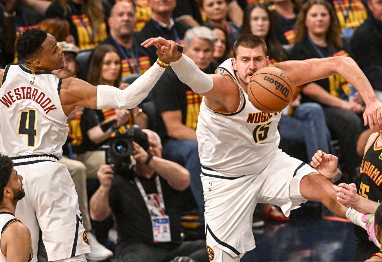 公牛横扫青岛队，约基奇状态火热