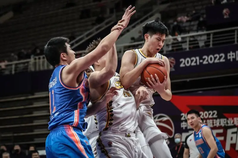 科隆队斩获双杀，再次证明实力