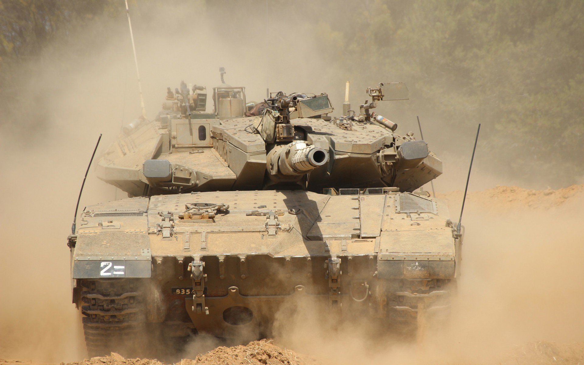 双线争锋，F1年度争冠之夜与莫兰特的冠军级表现