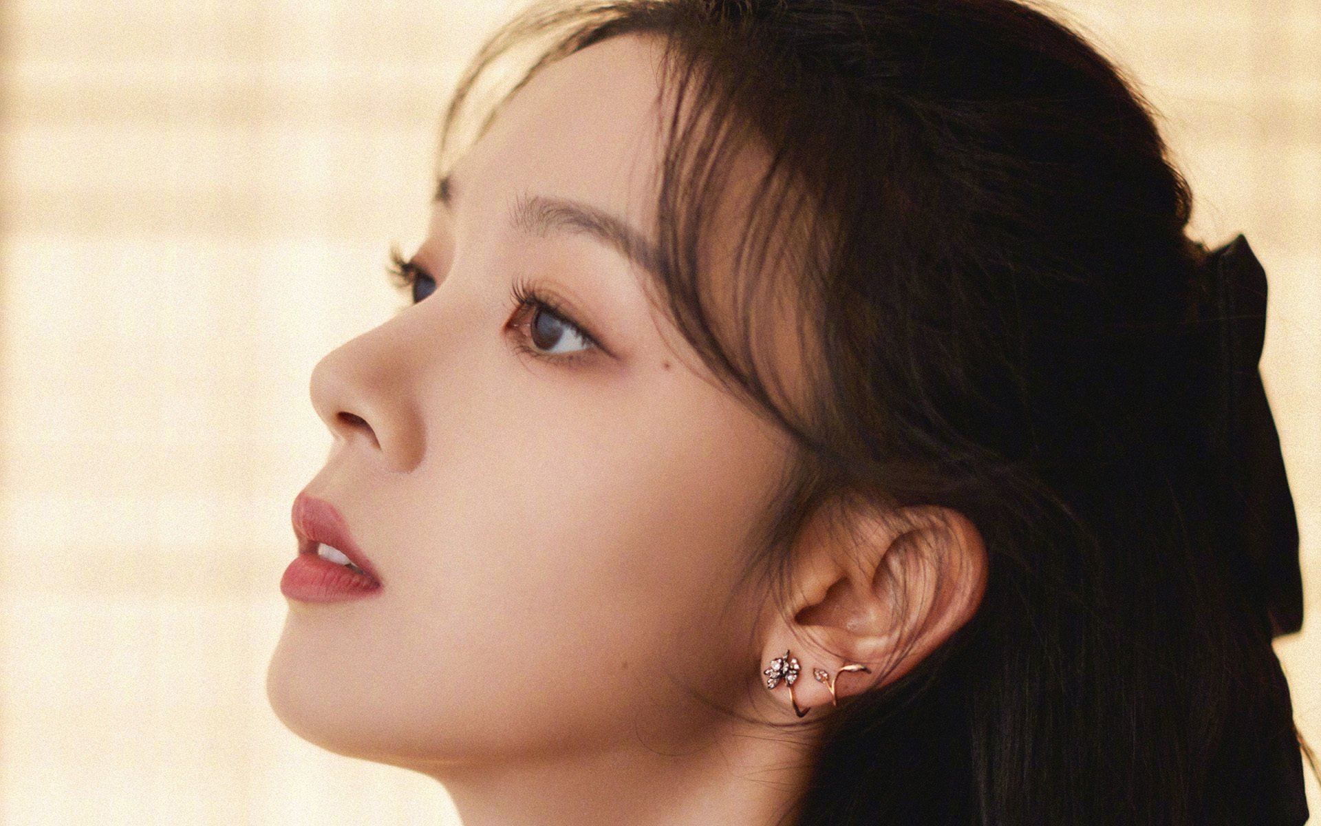 速度与秩序，当F1轮胎在巴林嘶吼，皇家社会用沉稳写就欧战诗篇