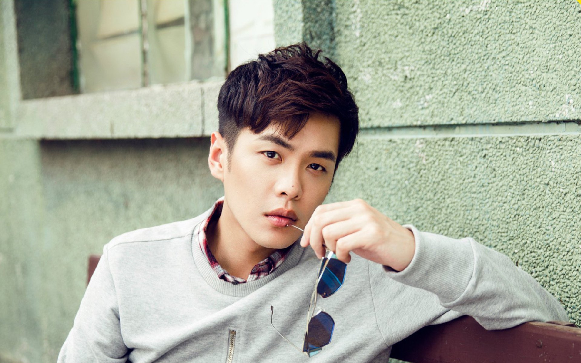 马丁内利关键战不手软，尤文图斯淘汰比利时豪强