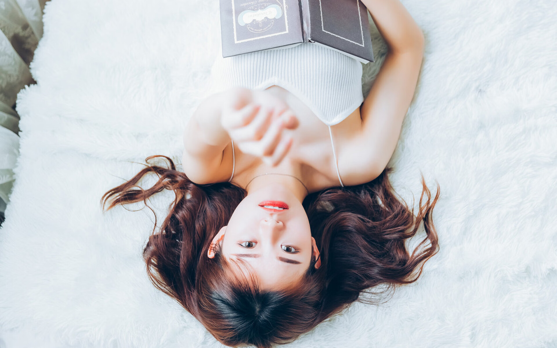 沙特压制洪都拉斯，坎特成为关键先生